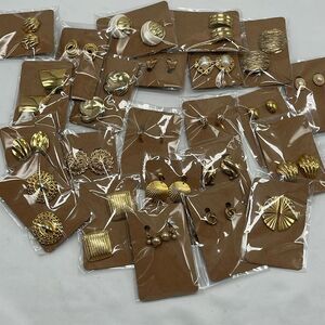 23 Pairs of Vintage Gold Toned Clip On & Screw On Earrings